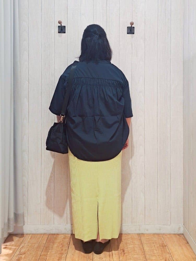 kotomiさんの「SHOO･LA･RUE｜【S-LL/洗濯後しわになりにくい】バックギャザーがアクセント スッキパーブラウス」を使ったコーディネート