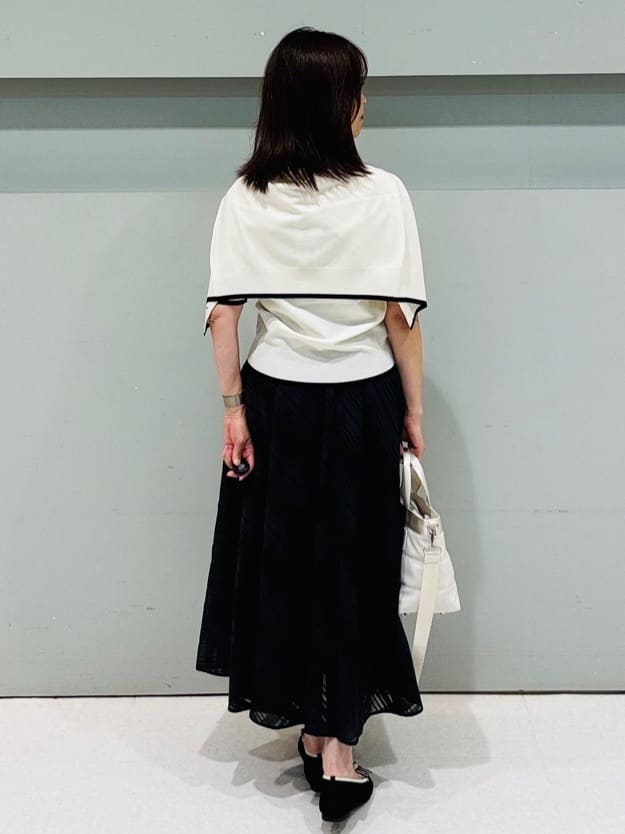 makiさんの「UNTITLED｜【アンサンブル可/薄手/洗える】5分袖クルーニット」を使ったコーディネート