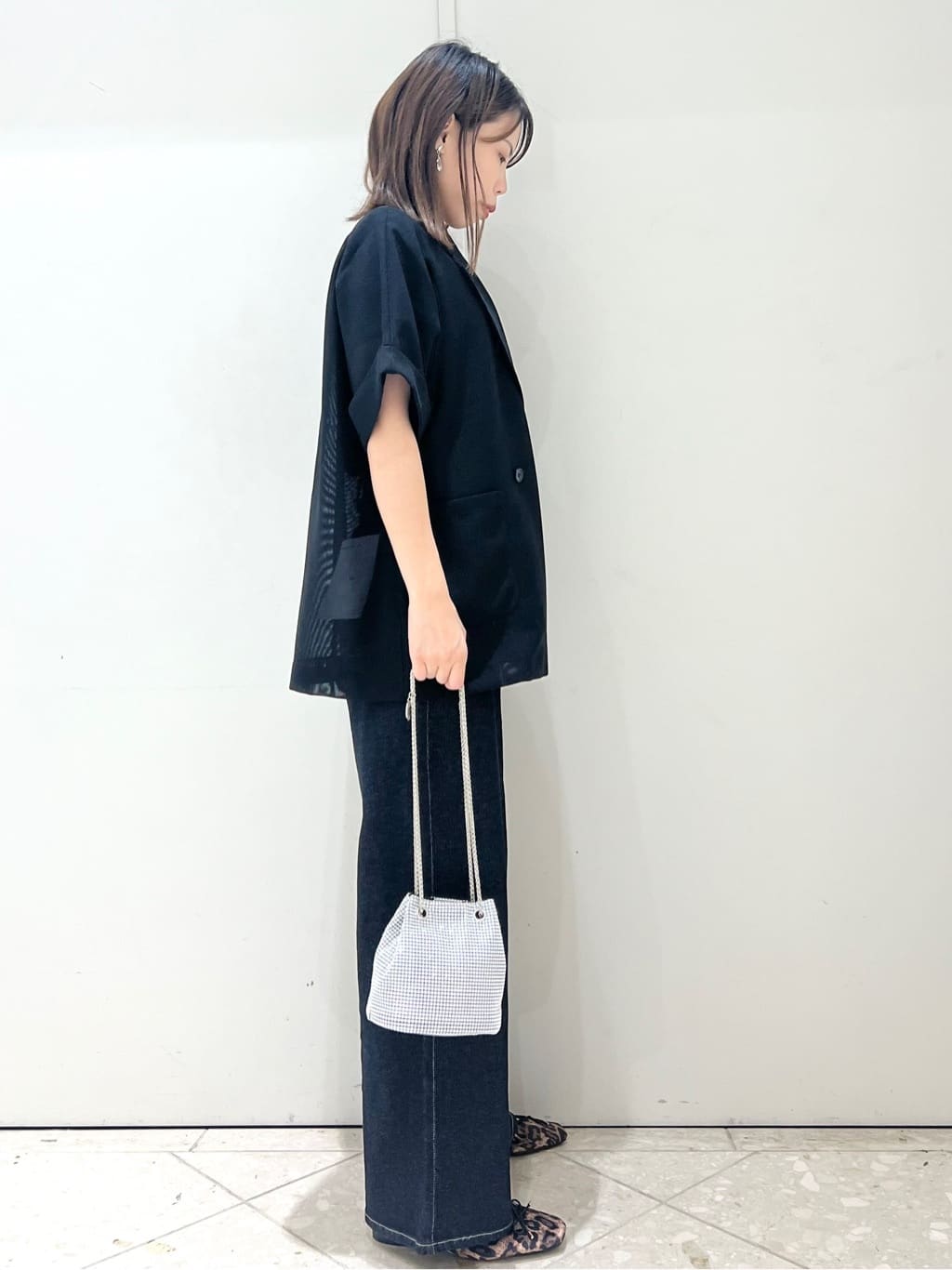 yuiさんの「OPAQUE.CLIP｜フロッキーチュールTシャツ【洗濯機洗い可】」を使ったコーディネート