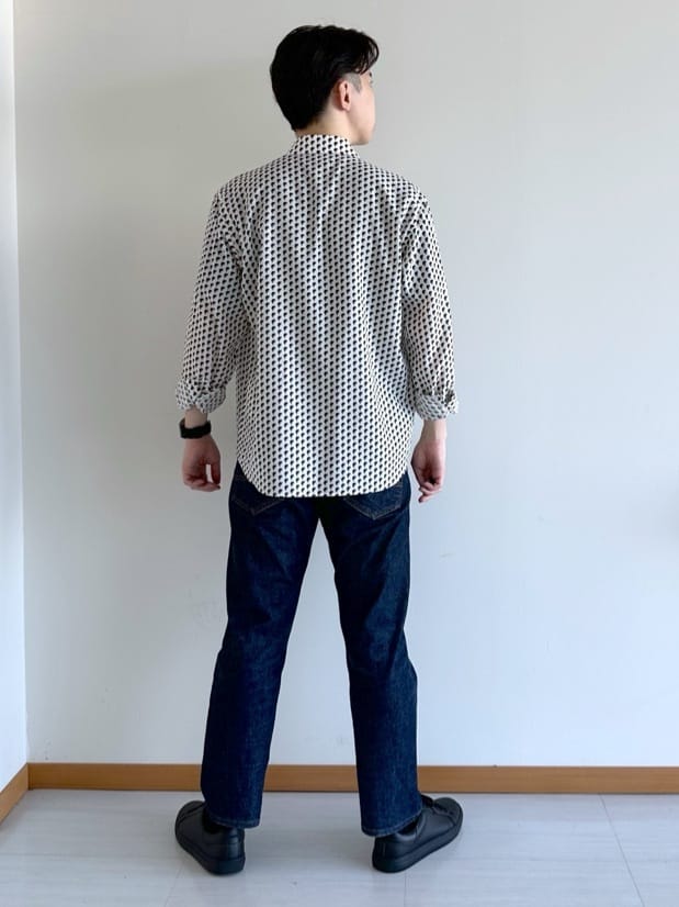 イッシーさんの「TAKEO KIKUCHI｜ボーラーハット柄 長袖シャツ」を使ったコーディネート