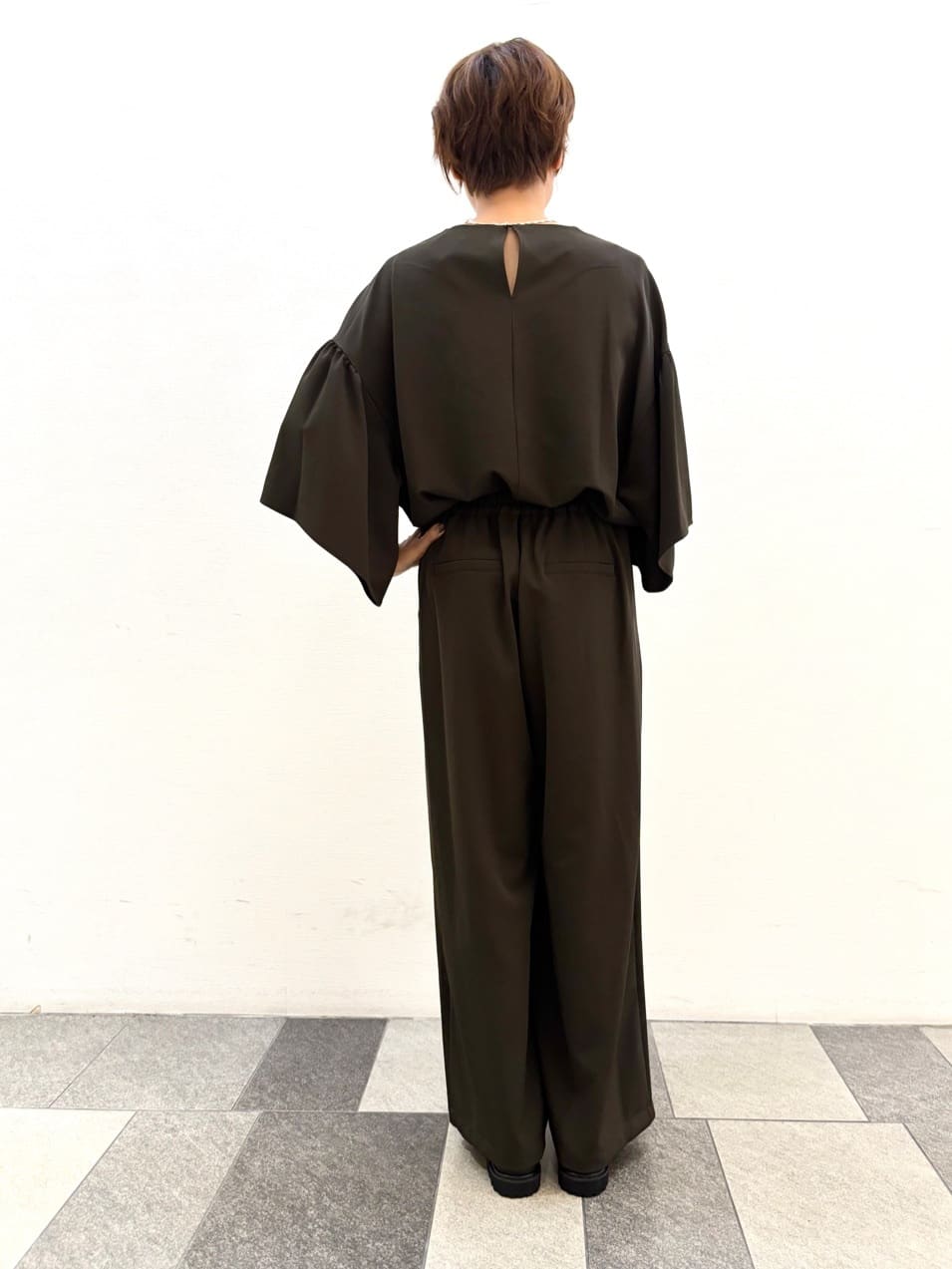 Haruさんの「Dessin｜【セットアップ可・洗える】ダブルタックワイドパンツ」を使ったコーディネート
