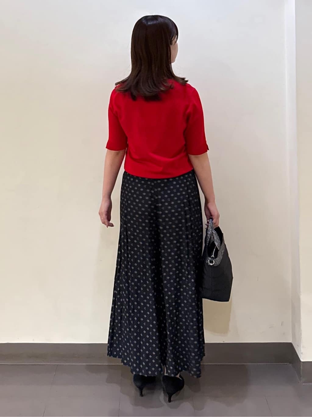 いくみさんの「UNTITLED｜【アンサンブル可/薄手/洗える】5分袖クルーニット」を使ったコーディネート