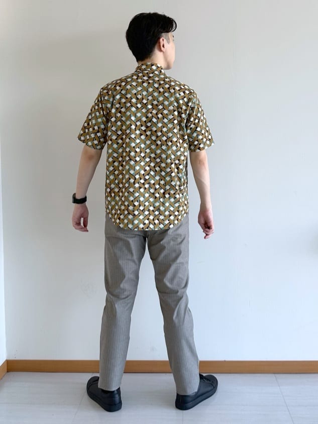 イッシーさんの「TAKEO KIKUCHI｜【COOL CITY WEAR】籠目アート柄 サッカーシャツ /通気性」を使ったコーディネート