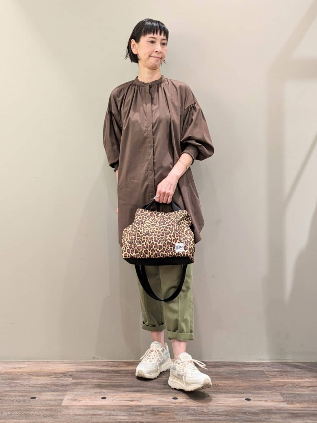 micoさんの「Dessin｜【洗える】ラグランスリーブチュニックシャツ」を使ったコーディネート