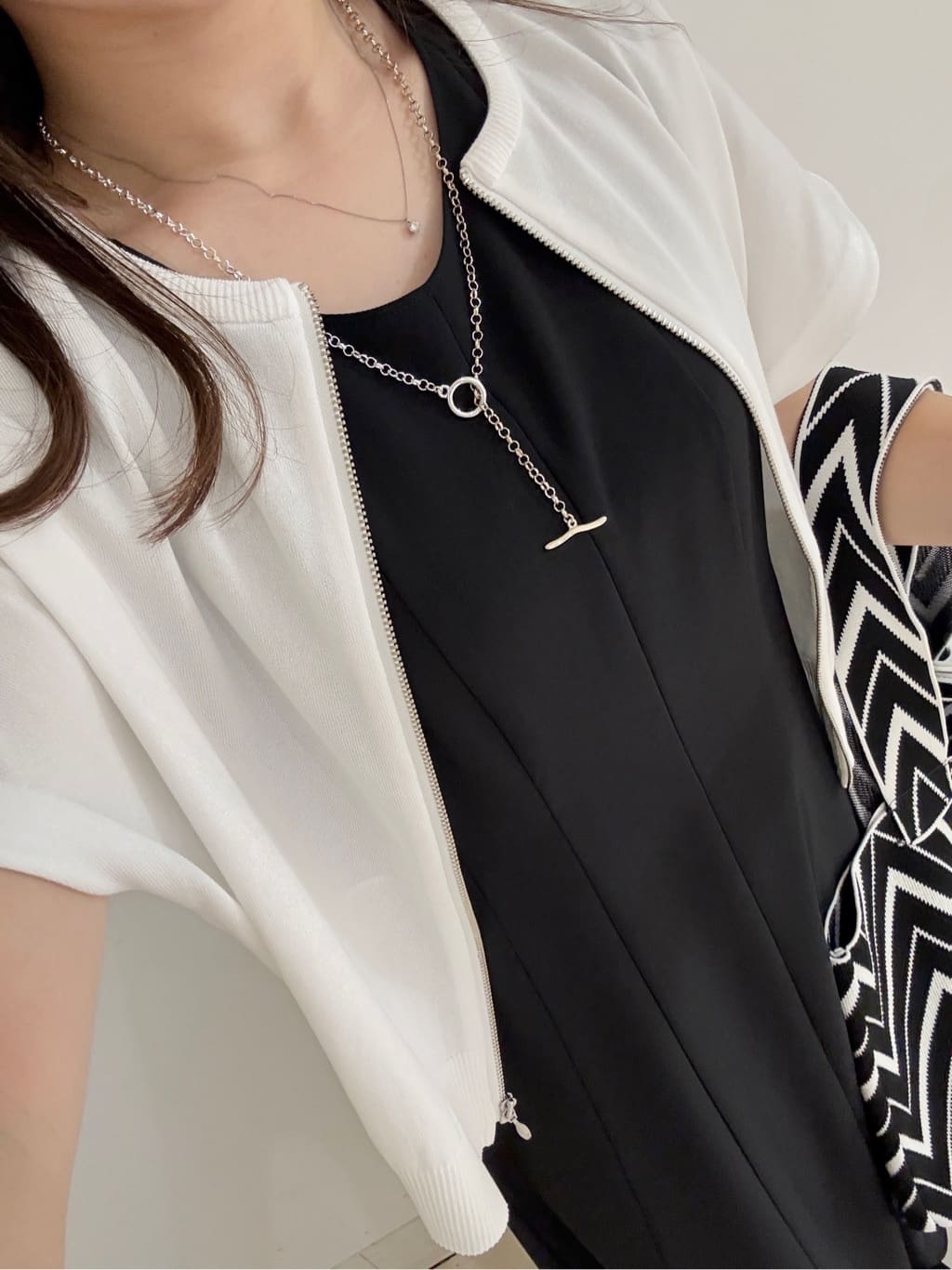 kahoさんの「INDIVI｜【美シルエット】ノースリーブワンピース」を使ったコーディネート