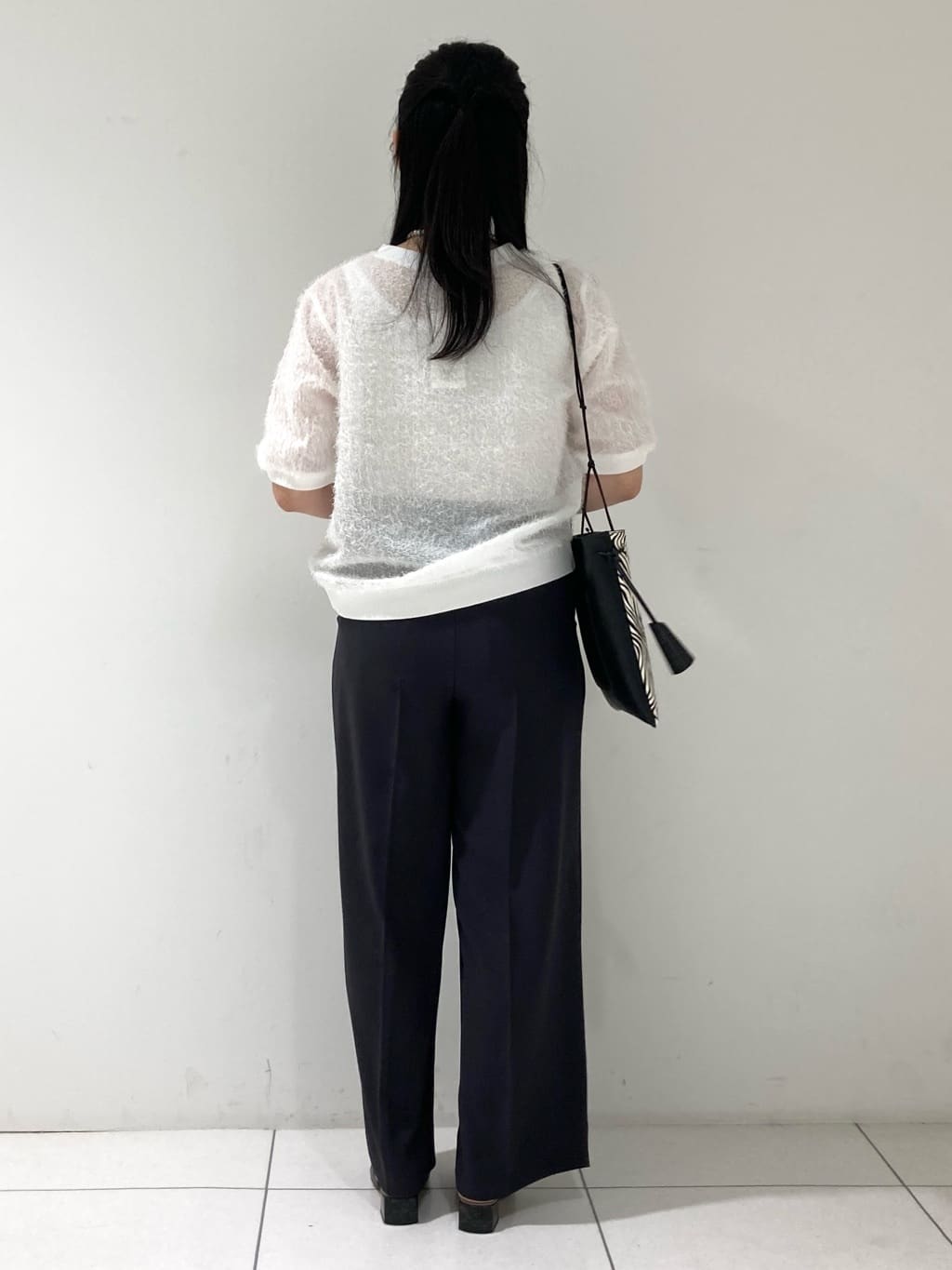 momokoさんの「INDIVI｜ヘアリージャカードトップス」を使ったコーディネート