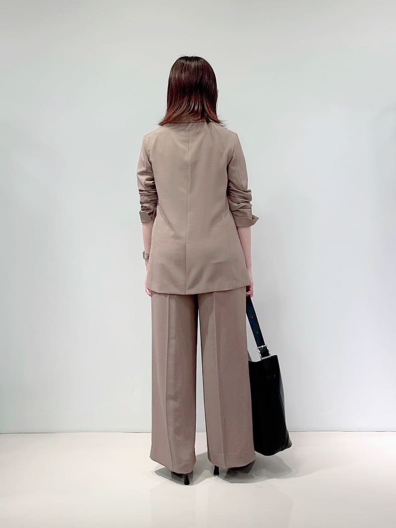 sachiさんの「INDIVI｜【UVケア】モノグラム ボウタイデザインブラウス」を使ったコーディネート