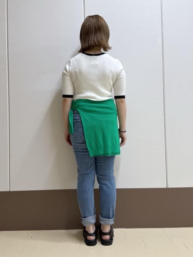 Rikoさんの「INDIVI｜【インナーで活躍／アンサンブル】クルーネック半袖ニット」を使ったコーディネート