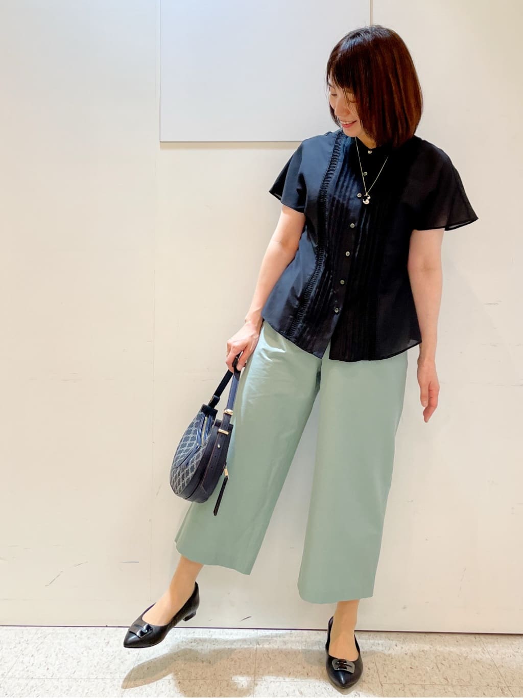 めいさんの「Reflect｜【お腹・腰周りすっきり見え◎】ストレッチワイドクロップドパンツ」を使ったコーディネート