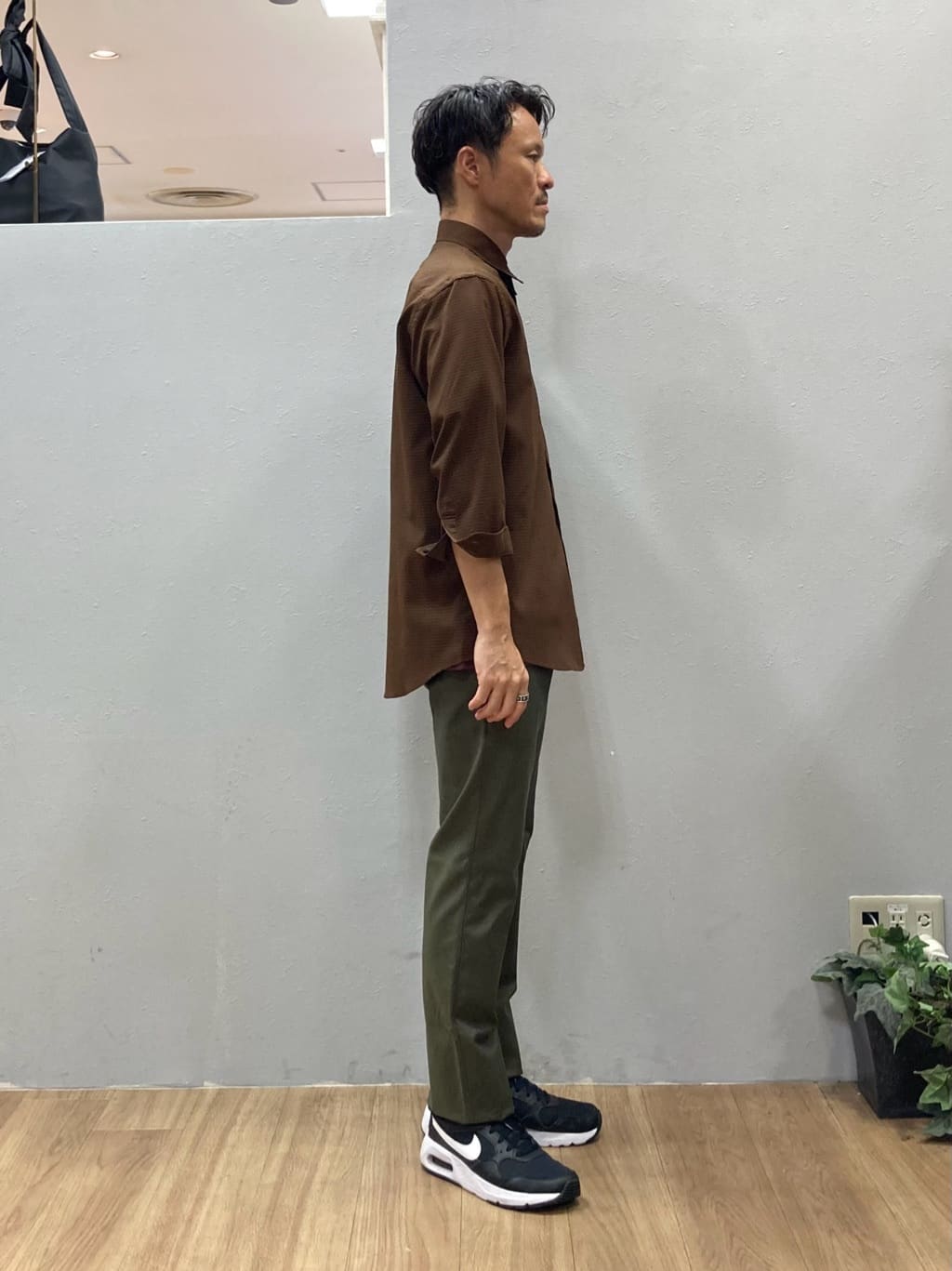 シュンさんの「TAKEO KIKUCHI｜【COOL CITY WEAR】DotAir（R）サッカー シャツ」を使ったコーディネート