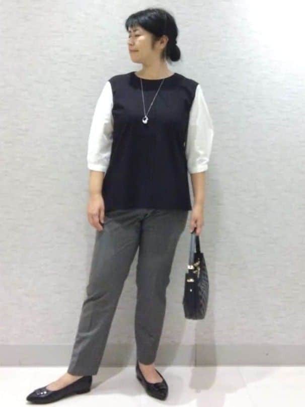 sakoさんの「Reflect｜【私のパンツ／手洗い可】ベーシックテーパードパンツ」を使ったコーディネート