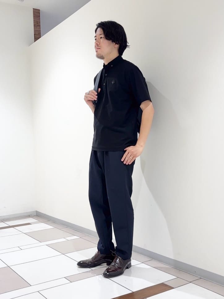 及川さんの「TAKEO KIKUCHI｜【COOL CITY WEAR】エアートール ポロシャツ /接触冷感・通気性」を使ったコーディネート