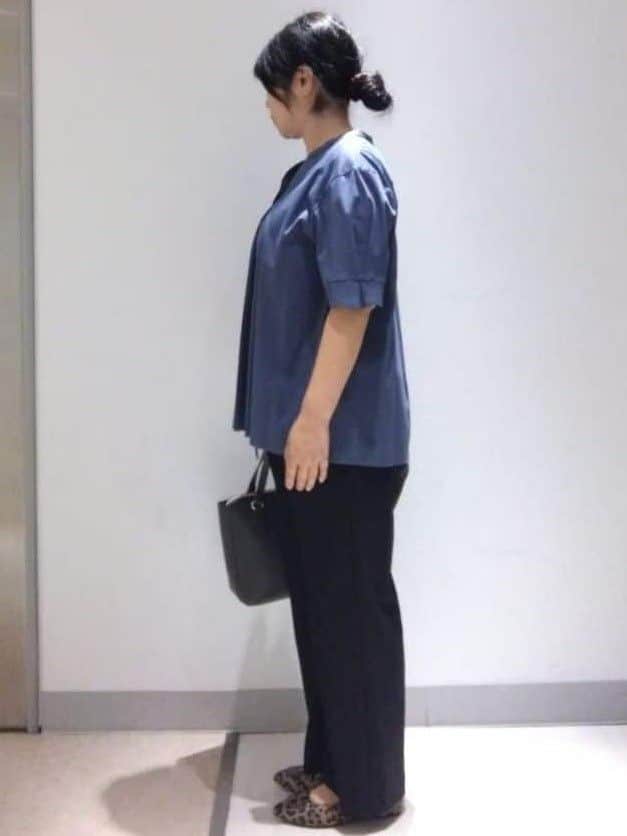 sakoさんの「Reflect｜【寒暖差対策に◎／手洗い可／旅行や通勤に】フード付きシアーカーディガン」を使ったコーディネート