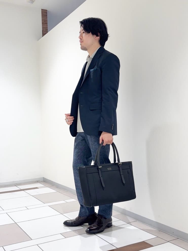 及川さんの「TAKEO KIKUCHI｜【抗菌防臭】COOL DOTS（R）ドビープリント ジャケット」を使ったコーディネート