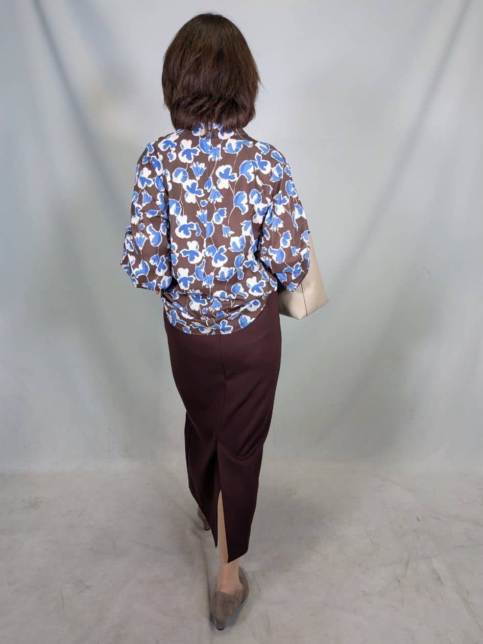 k.kazunoさんの「Reflect｜【ジャケットのインナーにおすすめ◎】花柄タックデザインブブラウス」を使ったコーディネート