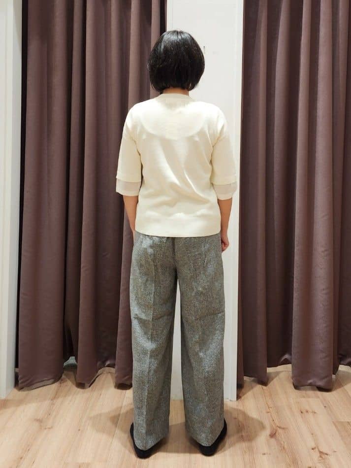 さくさんの「grove｜【ひんやり多機能】やわらかドライタッチ 袖口シアードッキングプルオーバー」を使ったコーディネート