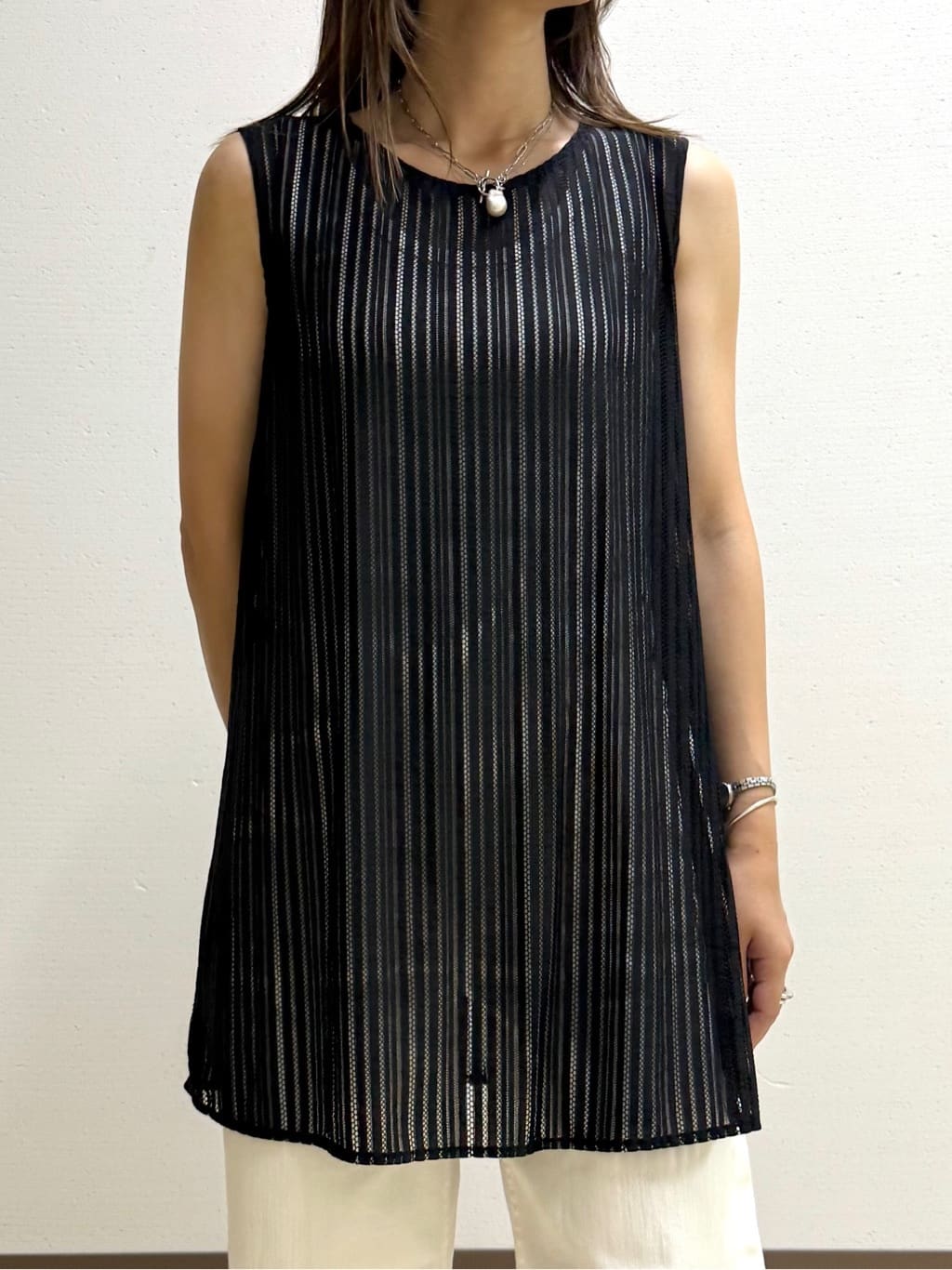 mamiさんの「INDIVI｜【洗える／セットアップ可能】ラッセルチュニック」を使ったコーディネート