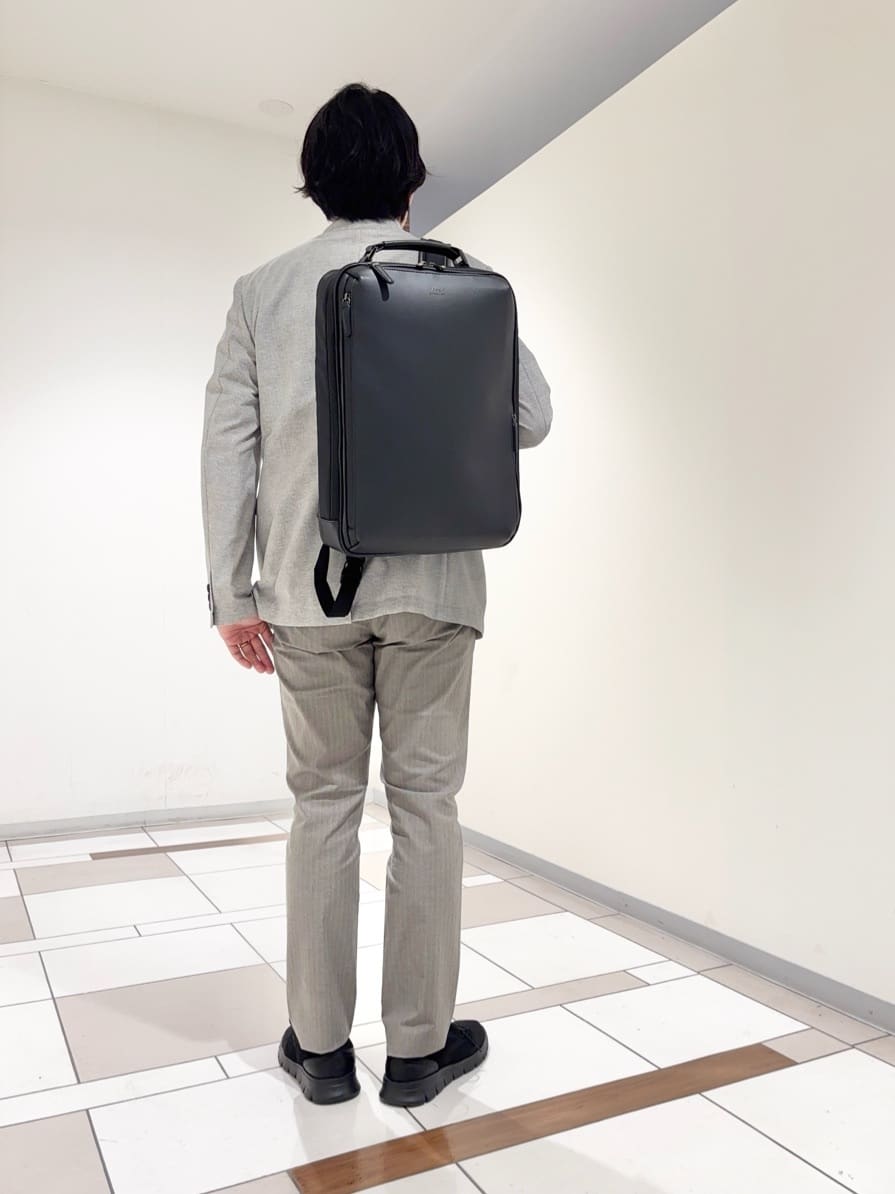 及川さんの「TAKEO KIKUCHI｜【抗菌防臭】COOL DOTS（R）ドビープリント ジャケット」を使ったコーディネート