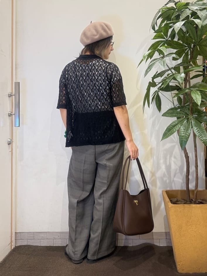 misakiさんの「SHOO･LA･RUE｜【S-LL/5分袖】大人の抜け感 襟付きレーストップス」を使ったコーディネート