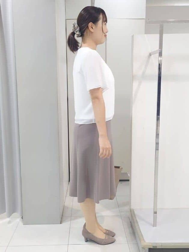 AZUSAさんの「Reflect｜【一枚着で着映え◎／ジャケットのインナーにも】フロント開きブラウス」を使ったコーディネート