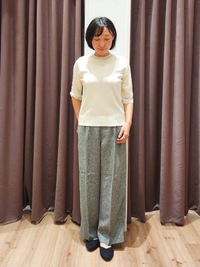 さくさんの「grove｜【ひんやり多機能】やわらかドライタッチ 袖口シアードッキングプルオーバー」を使ったコーディネート