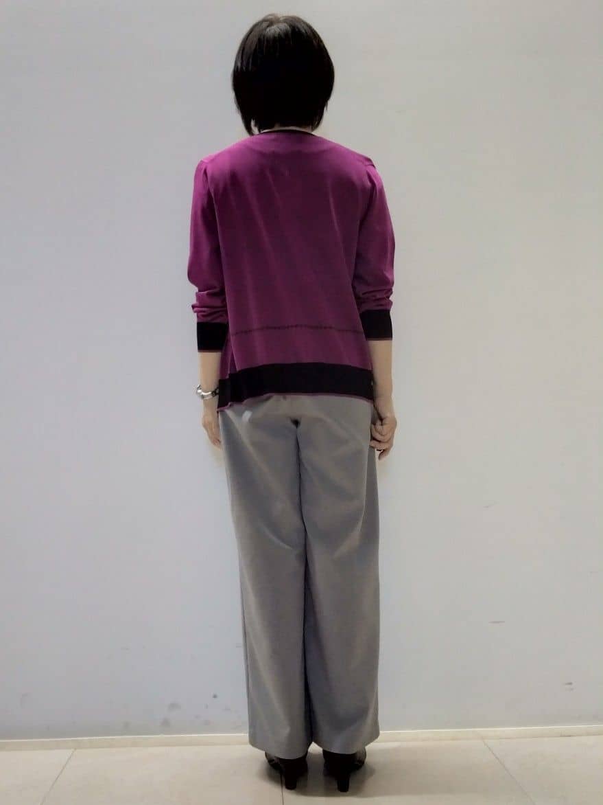 tokuさんの「Reflect｜【WEB先行カラーあり／手洗い可／アンサンブル可】バイカラー五分袖ニット」を使ったコーディネート