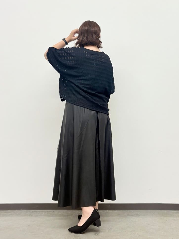 haruさんの「SHOO･LA･RUE｜【S-LL】涼やかで好印象 シアーチェック ドルマントップス」を使ったコーディネート