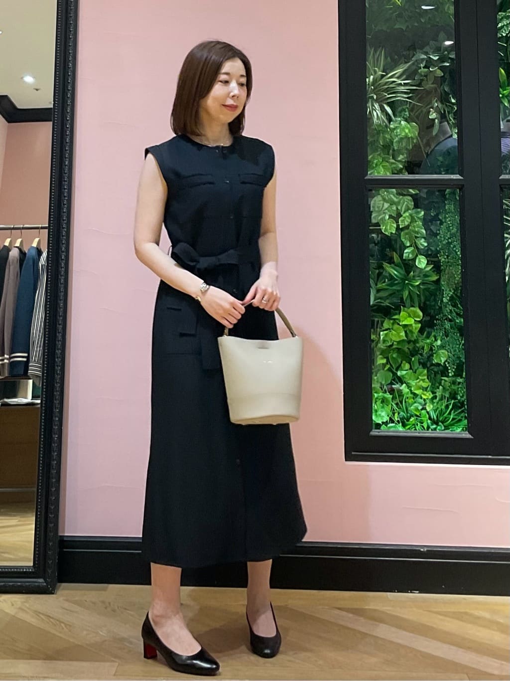 maruさんの「DRESSTERIOR｜【otonaMUSE5月号掲載】アーチフィットレザーパンプス」を使ったコーディネート