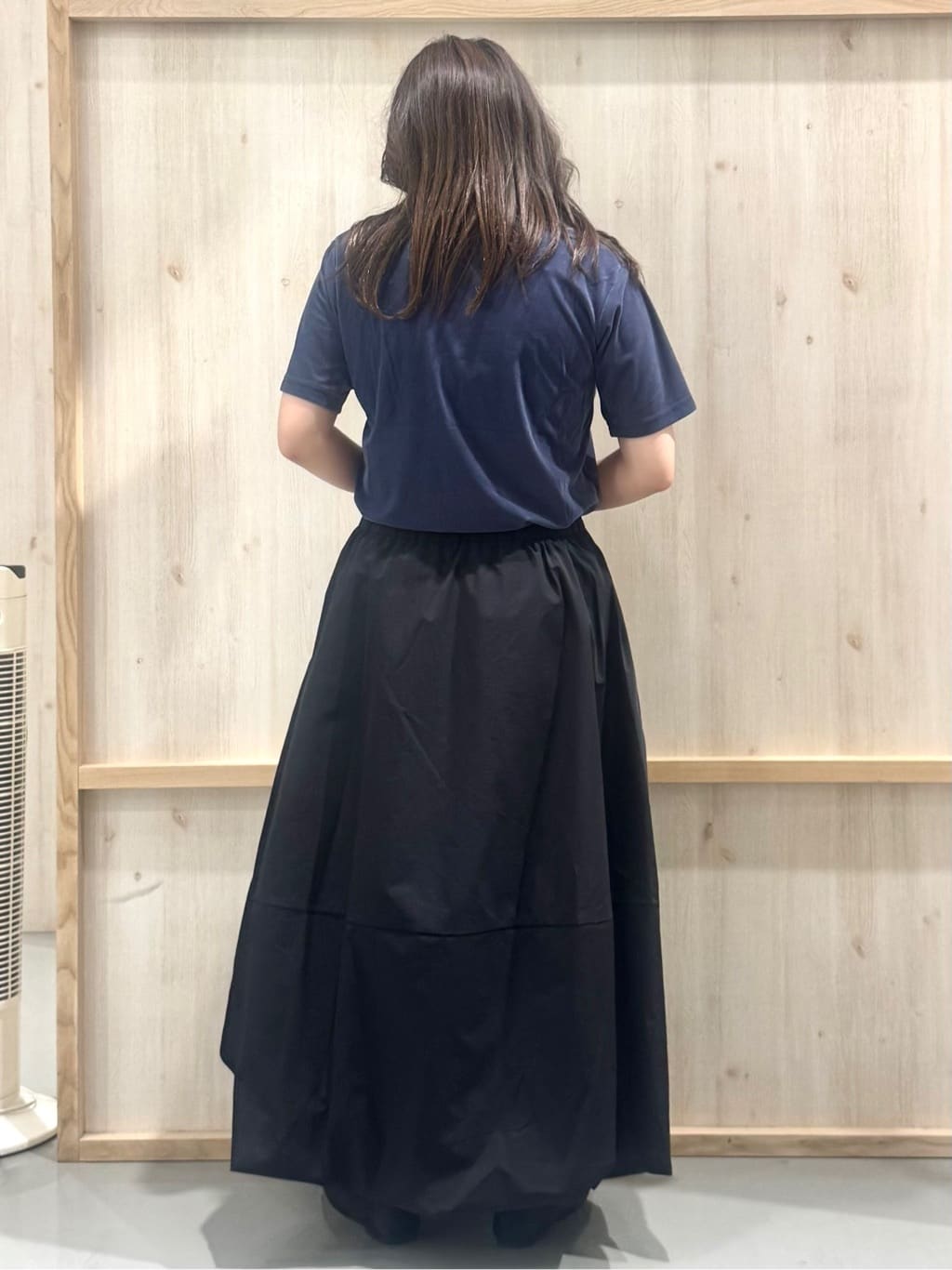nanaさんの「THE SHOP TK｜シアーベロアカットソー【洗える】」を使ったコーディネート