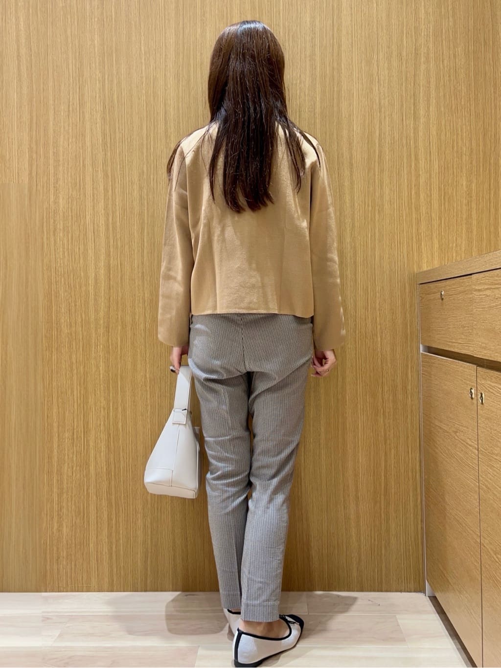 maiさんの「OPAQUE.CLIP｜《SS-LLサイズ》ハイストレッチイージースティックパンツ【洗濯機洗い可】」を使ったコーディネート