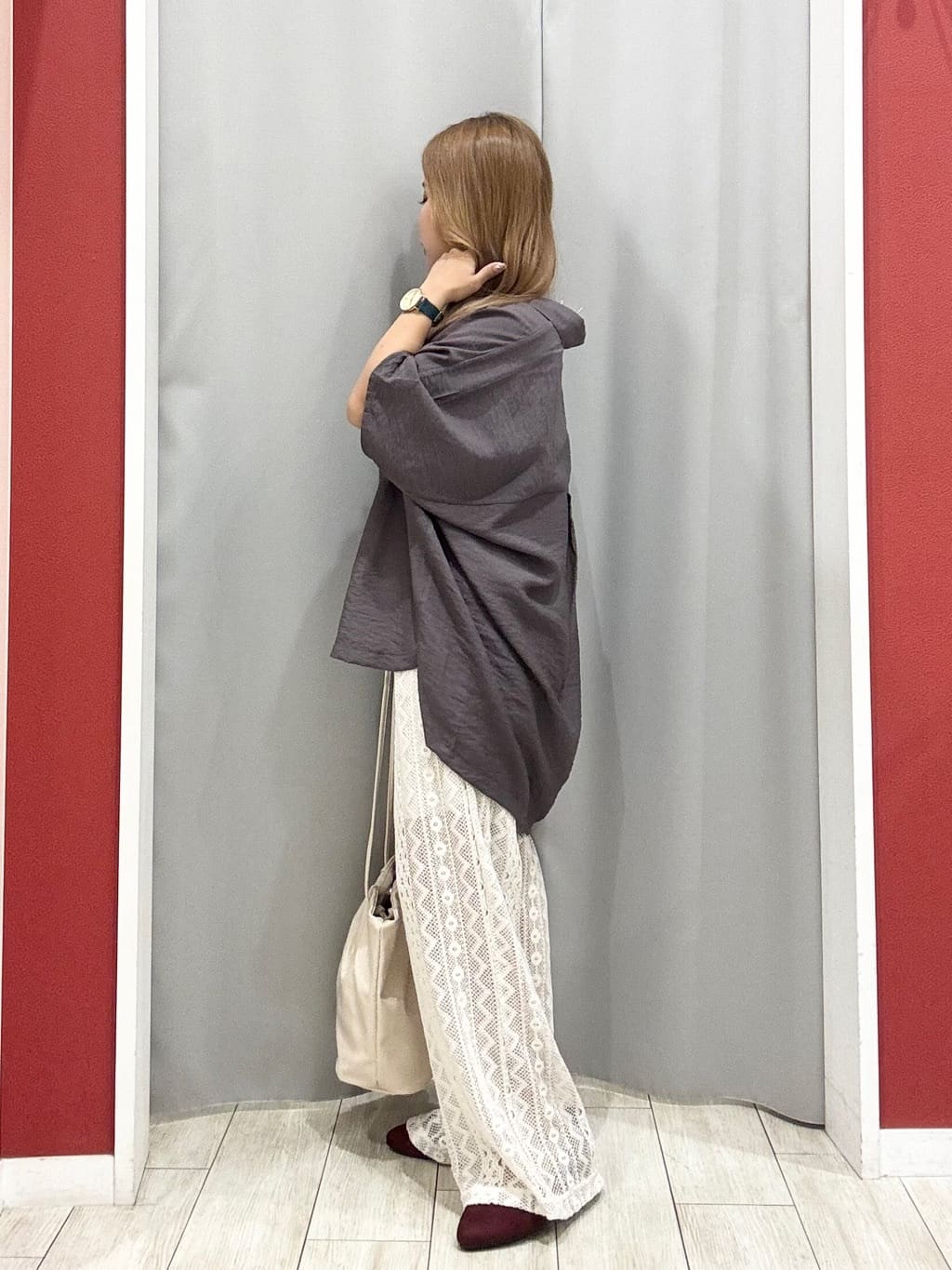 shioさんの「SHOO･LA･RUE｜【洗える/S-LL/5分袖】1枚でも羽織としても。さらさらドレープシャツ」を使ったコーディネート