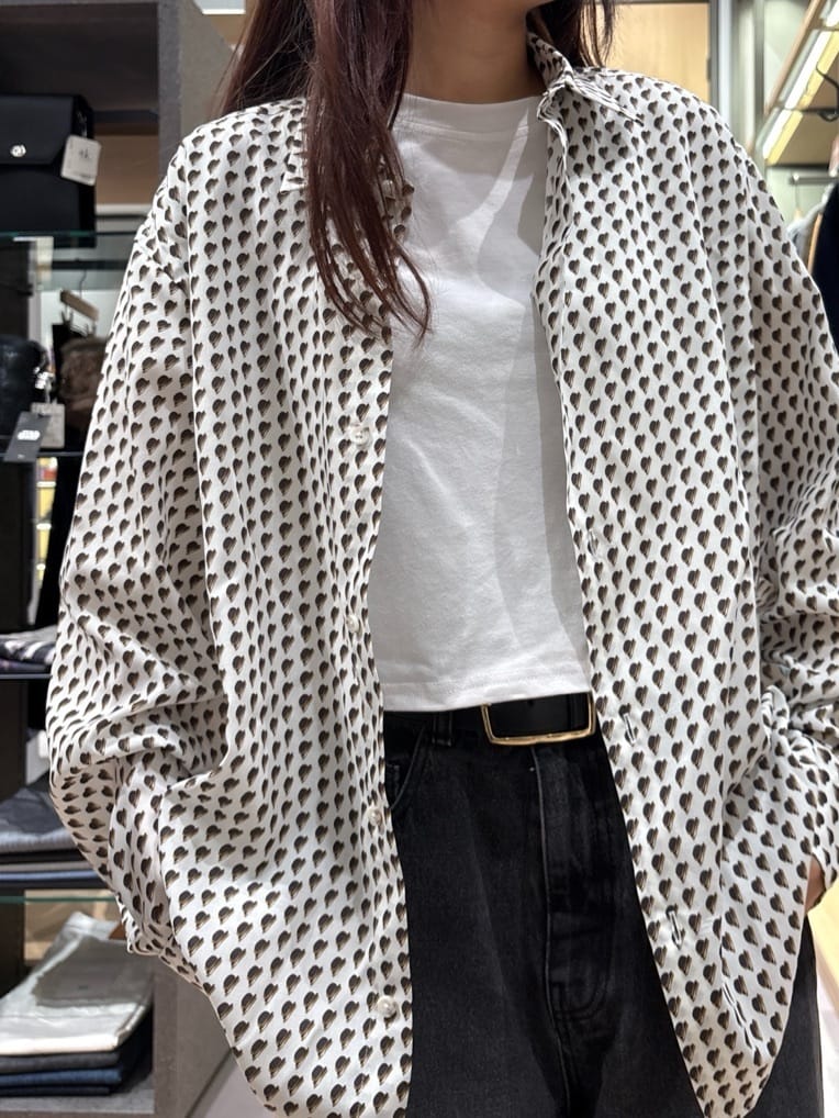 よぴさんの「TAKEO KIKUCHI｜ボーラーハット柄 長袖シャツ」を使ったコーディネート