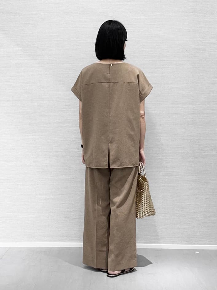 Yukoさんの「UNTITLED｜【セットアップ可/はっ水/通勤】リラククール 半袖ブラウス」を使ったコーディネート