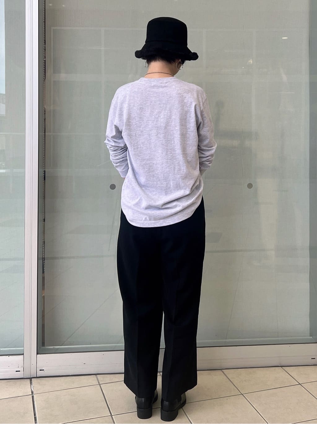 yo-koさんの「OPAQUE.CLIP｜【Mickey Mouse】プリントロングTシャツ」を使ったコーディネート