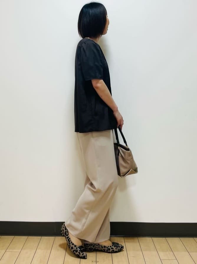 Riiさんの「Reflect｜【すっきり見え！長め丈】ピンタックデザインチュニックブラウス」を使ったコーディネート