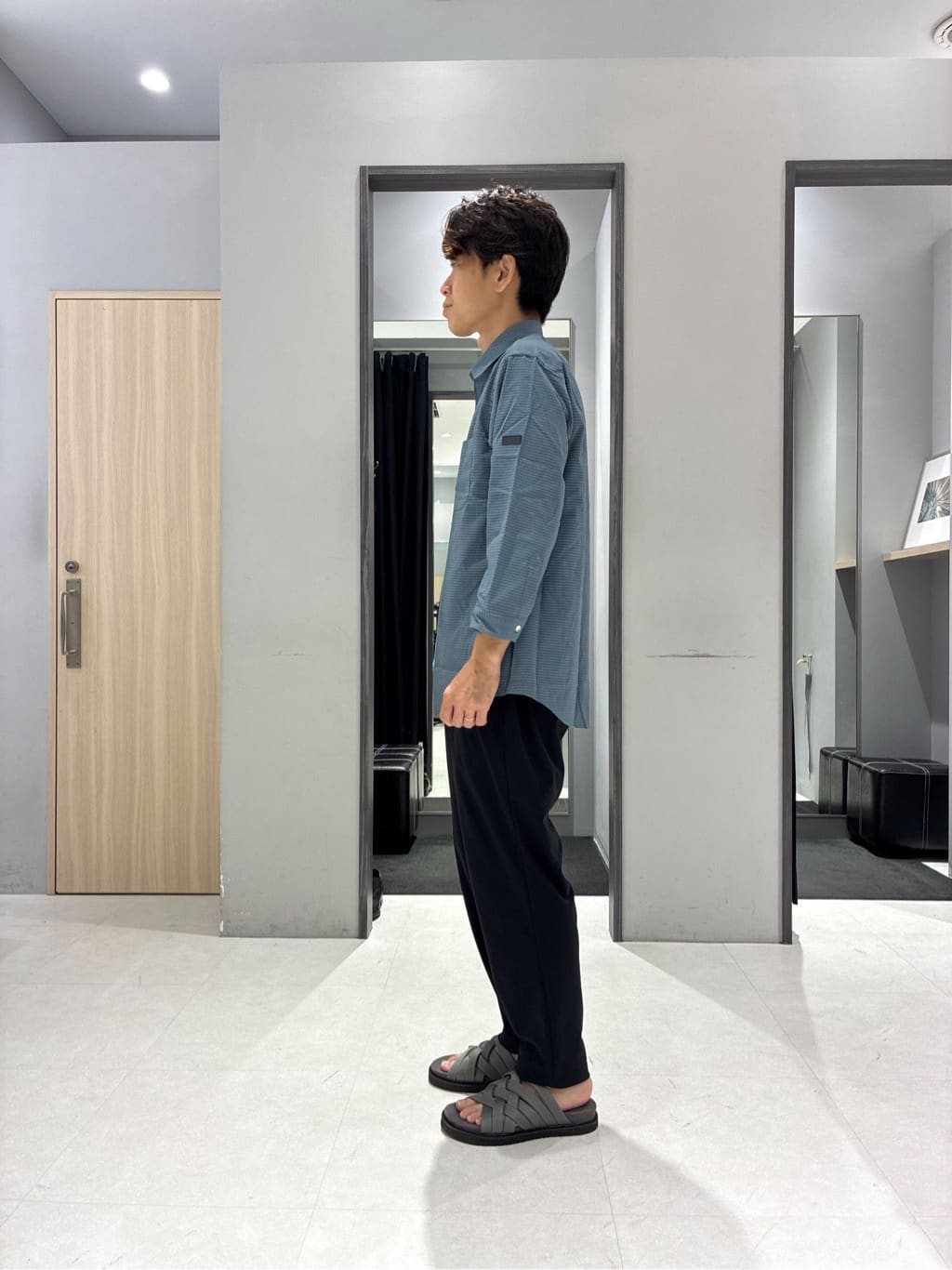 わいずみさんの「TAKEO KIKUCHI｜【COOL CITY WEAR】DotAir（R）サッカー シャツ」を使ったコーディネート