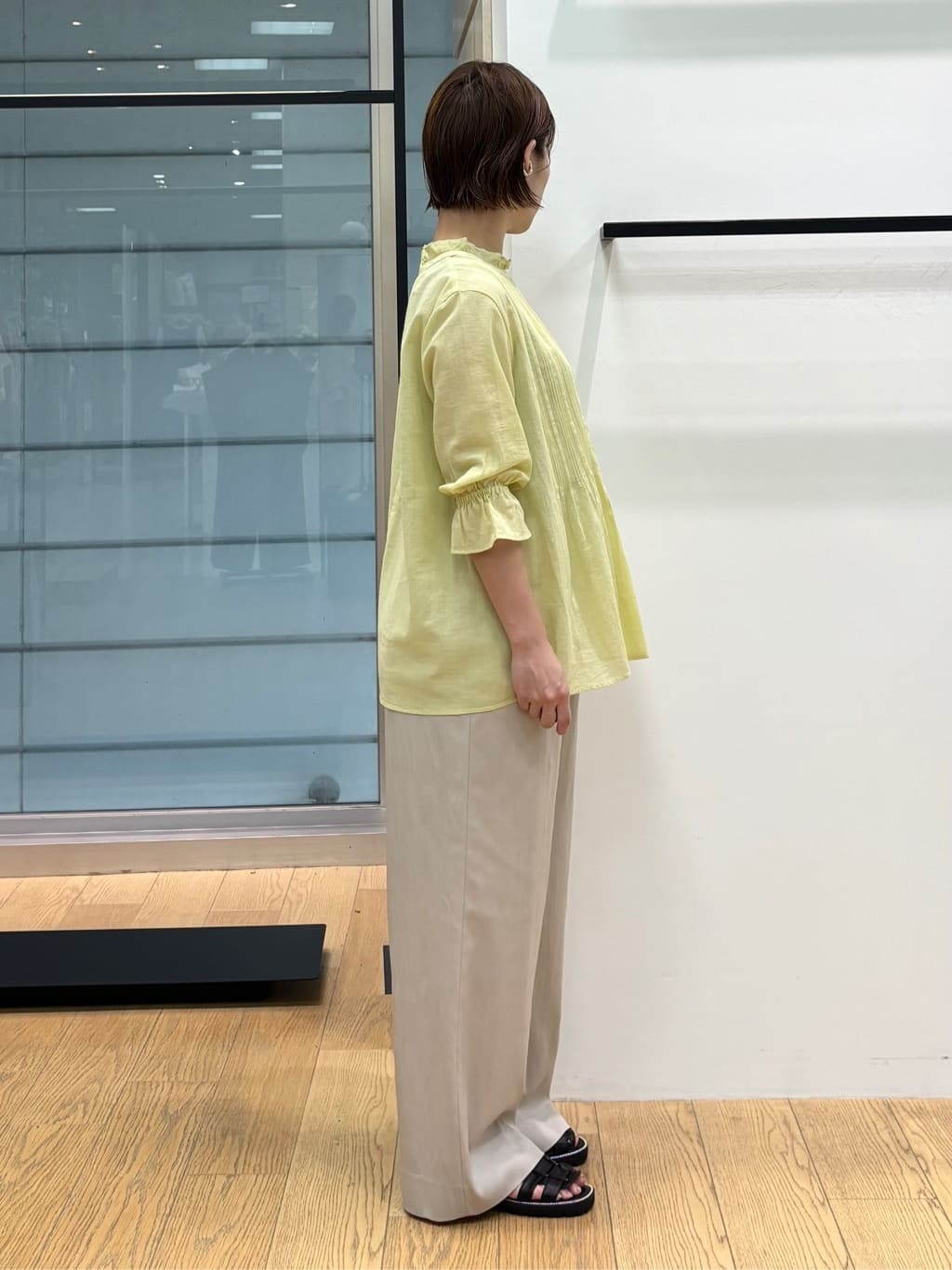 asamiさんの「INDIVI｜【洗える/コットン】ピンタックシアーブラウス」を使ったコーディネート