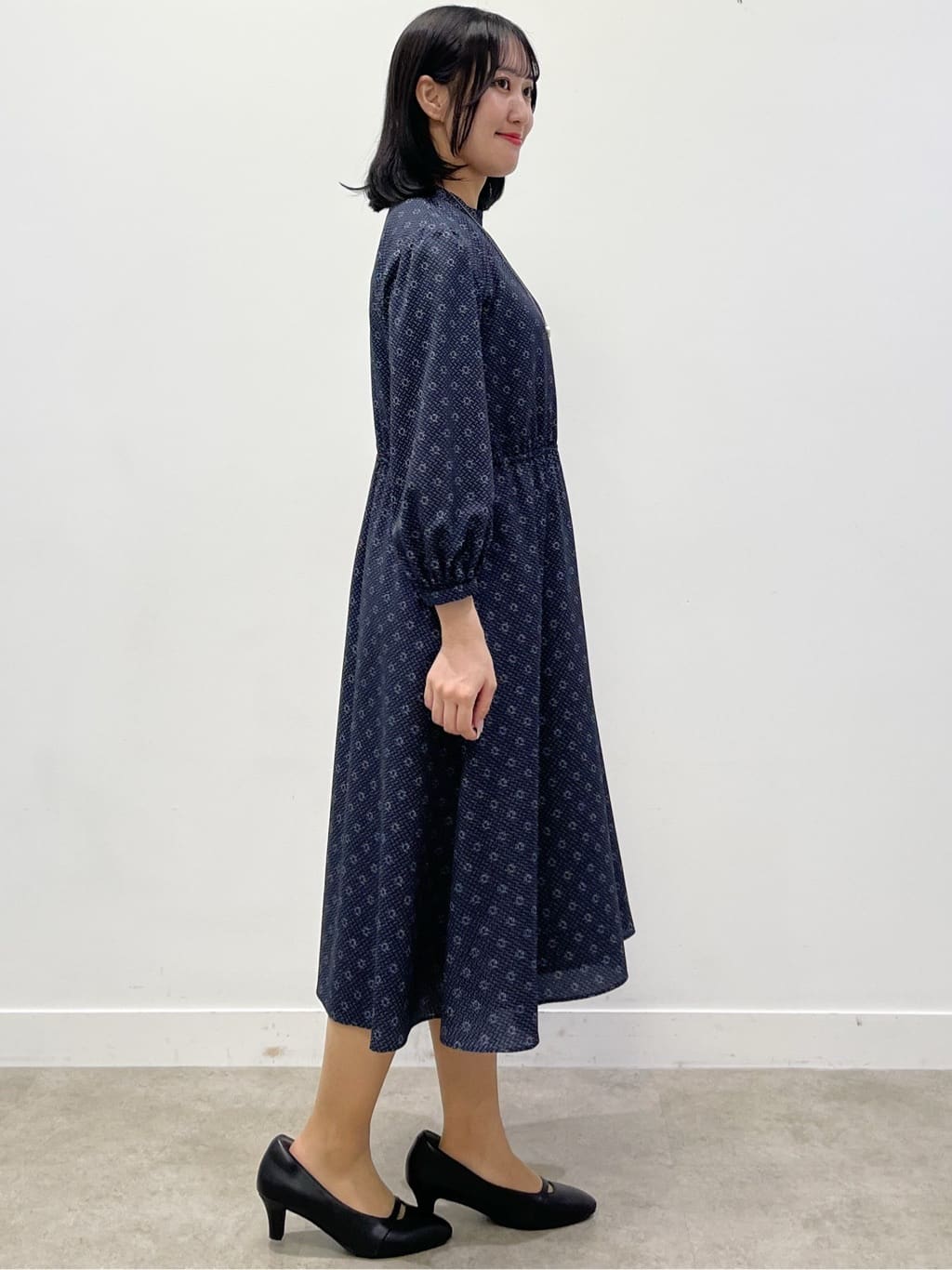 yukariさんの「Reflect｜【きちんと見え／通勤／セレモニーにおすすめ◎】ドット&times;ダイヤ柄ワンピース」を使ったコーディネート
