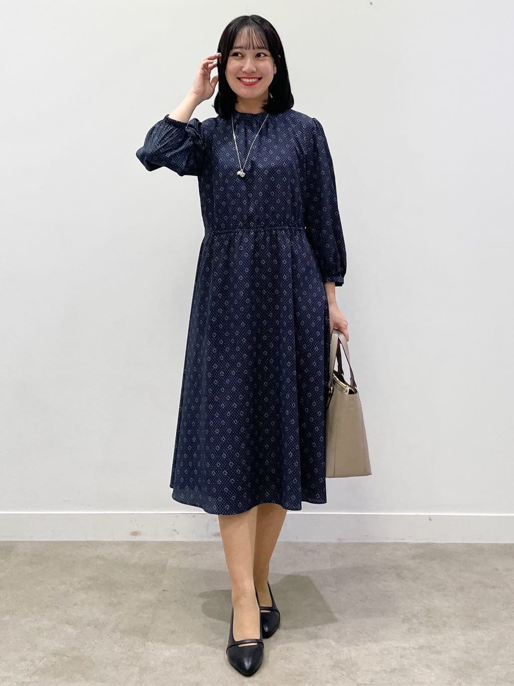 yukariさんの「Reflect｜【きちんと見え／通勤／セレモニーにおすすめ◎】ドット&times;ダイヤ柄ワンピース」を使ったコーディネート
