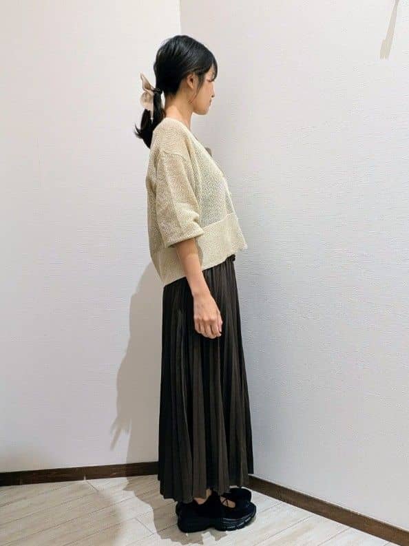 asa.さんの「SHOO･LA･RUE｜キラッと光るラメとスパンコールが印象的 メッシュカーディガン」を使ったコーディネート