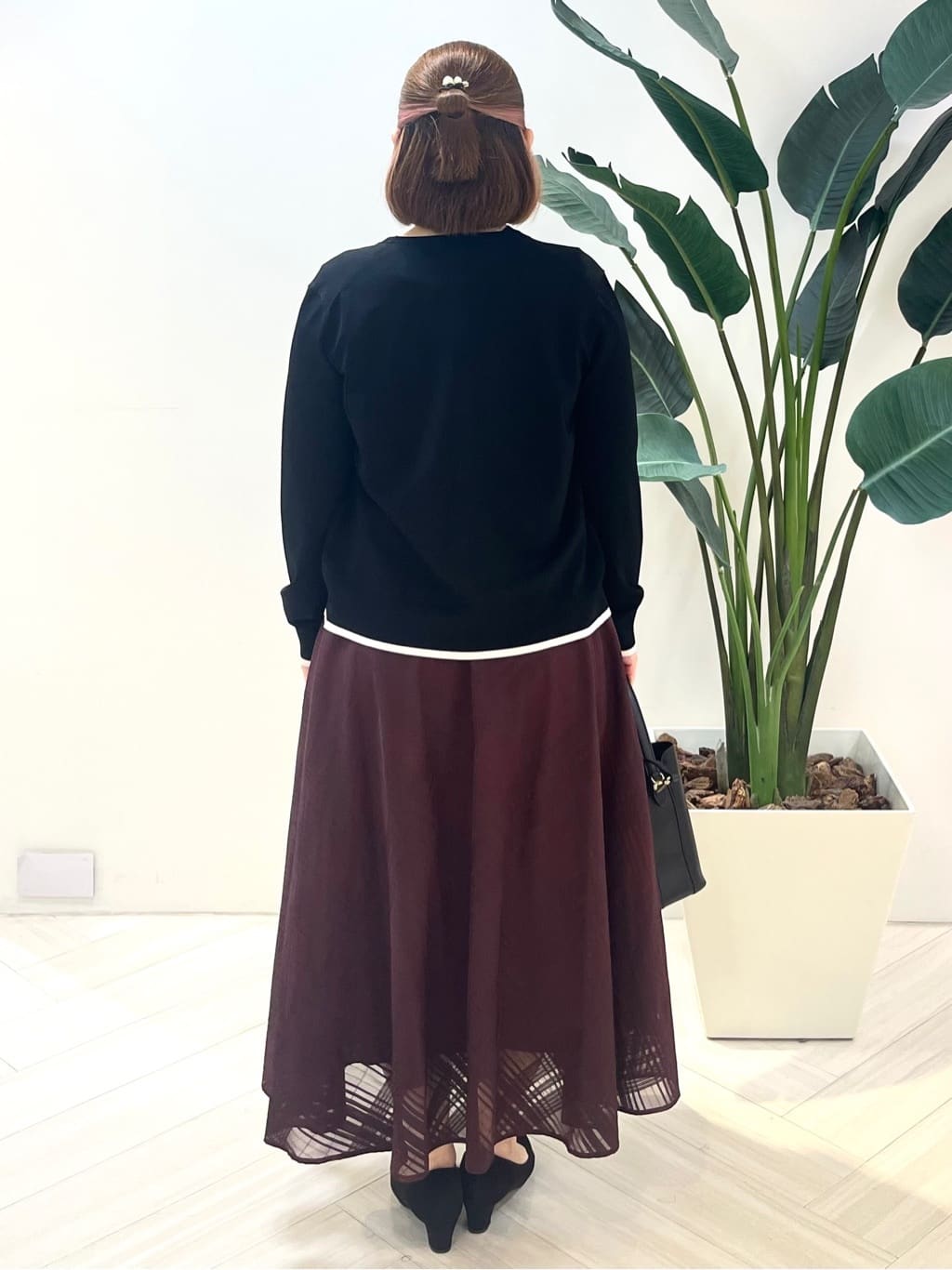 Tomoさんの「UNTITLED｜【アンサンブル可/薄手/洗える】5分袖クルーニット」を使ったコーディネート