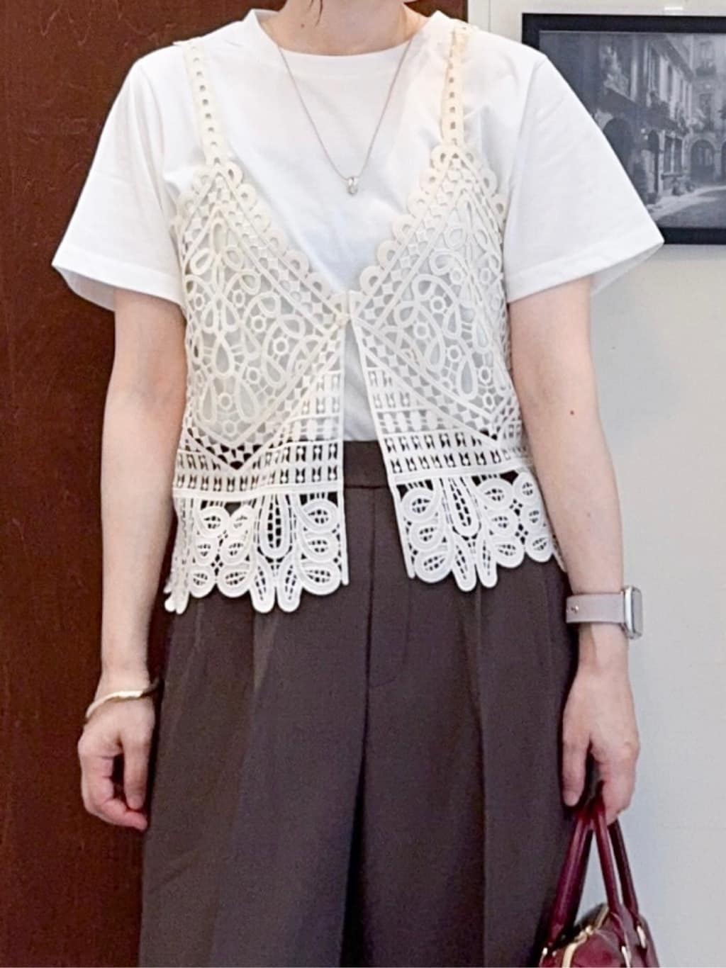𝐇𝐢𝐫𝐨𝐦𝐢さんの「SHOO･LA･RUE｜【S-LL/セットアップ可/洗濯後しわになりにくい】きちんと見え タックワイドパンツ」を使ったコーディネート