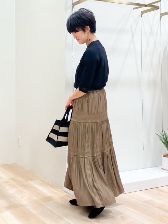 Keiさんの「grove｜【ひんやり多機能】やわらかドライタッチ 袖口シアードッキングプルオーバー」を使ったコーディネート