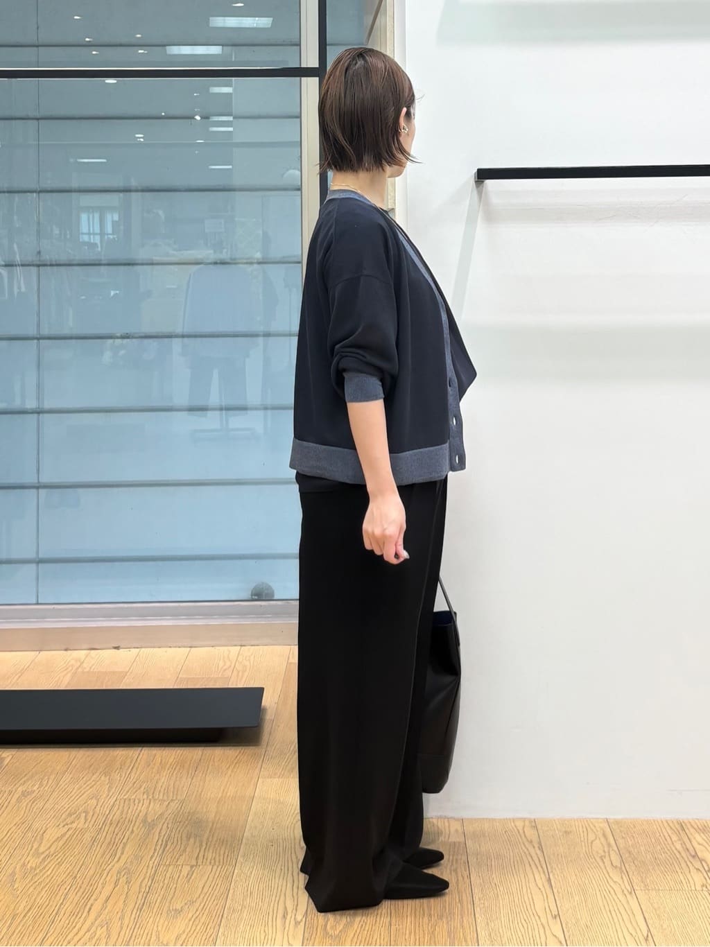 asamiさんの「INDIVI｜【UVケア】タックブラウス」を使ったコーディネート