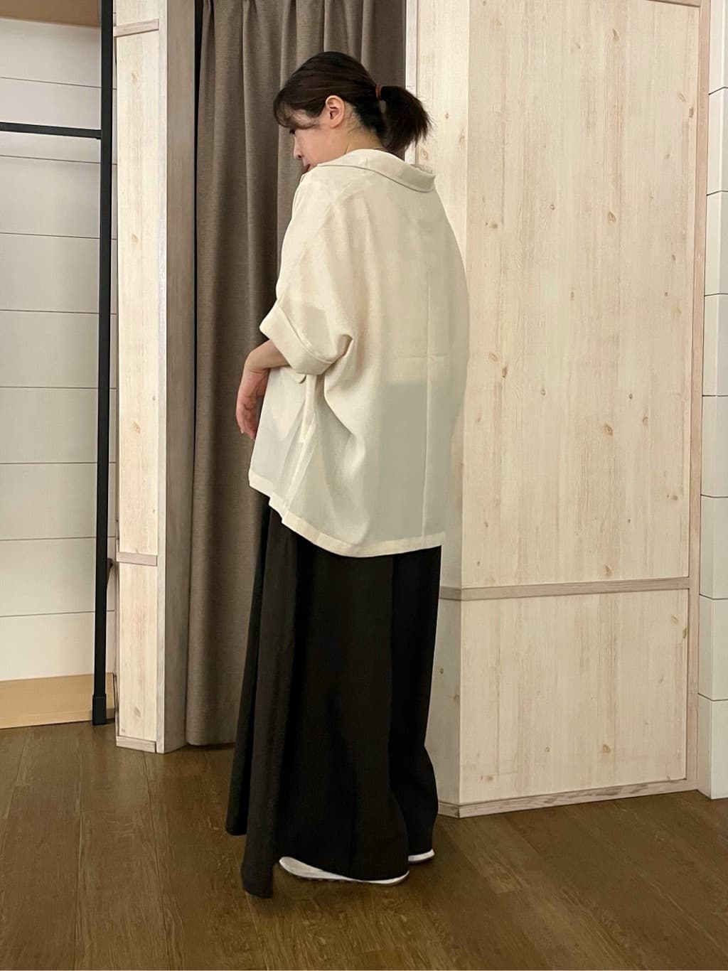 aiさんの「THE SHOP TK｜ドルマン半袖ジャケット【洗える】」を使ったコーディネート