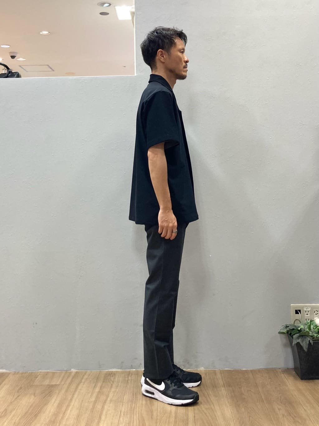 シュンさんの「TAKEO KIKUCHI｜【COOL CITY WEAR】エアートール オープンカラーシャツ /接触冷感・通気性」を使ったコーディネート