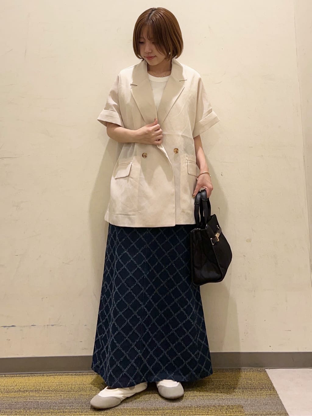 かのさんの「THE SHOP TK｜半袖シアージャケット【洗える】」を使ったコーディネート