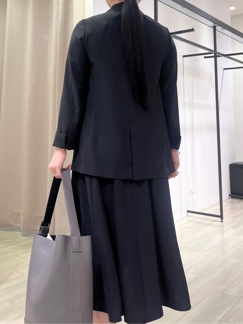 hasuさんの「INDIVI｜【軽く羽織れる！】ダブルジャケット」を使ったコーディネート