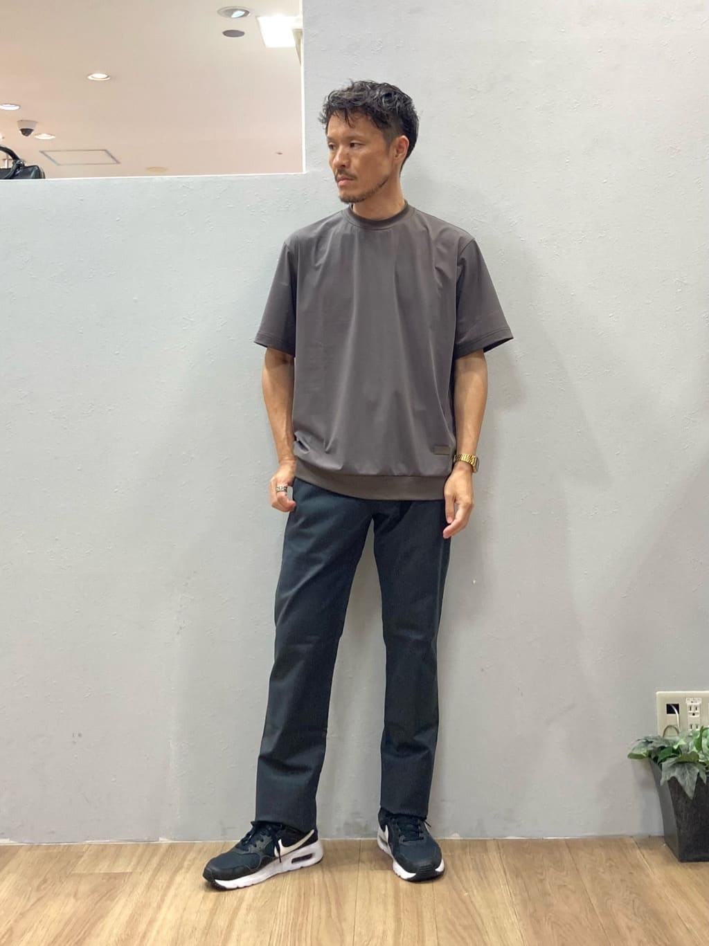 シュンさんの「TAKEO KIKUCHI｜【COOL CITY WEAR】エアートール オープンカラーシャツ /接触冷感・通気性」を使ったコーディネート