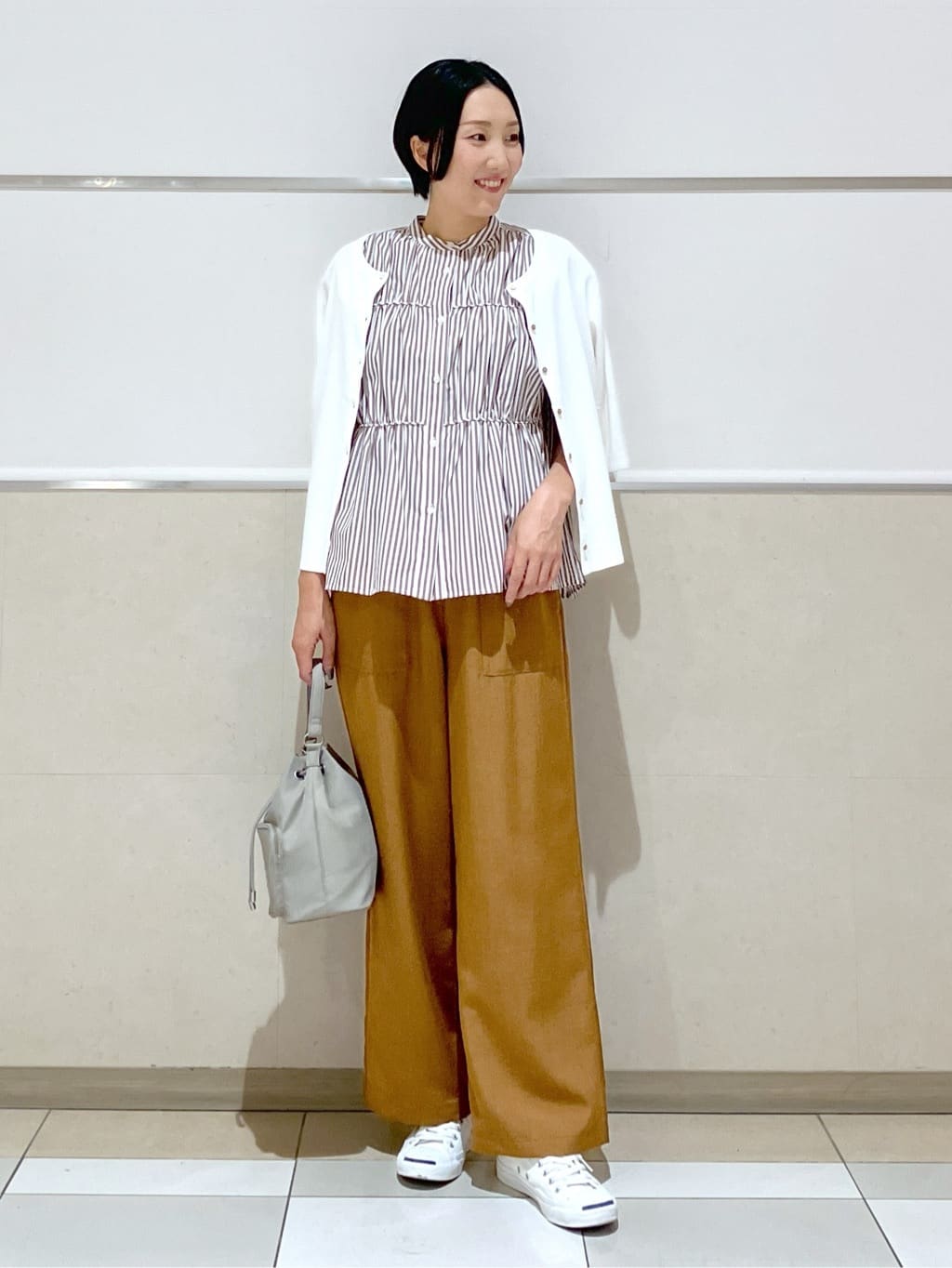 eriko さんの「Dessin｜【洗える】ストライプ柄ギャザーブラウス」を使ったコーディネート